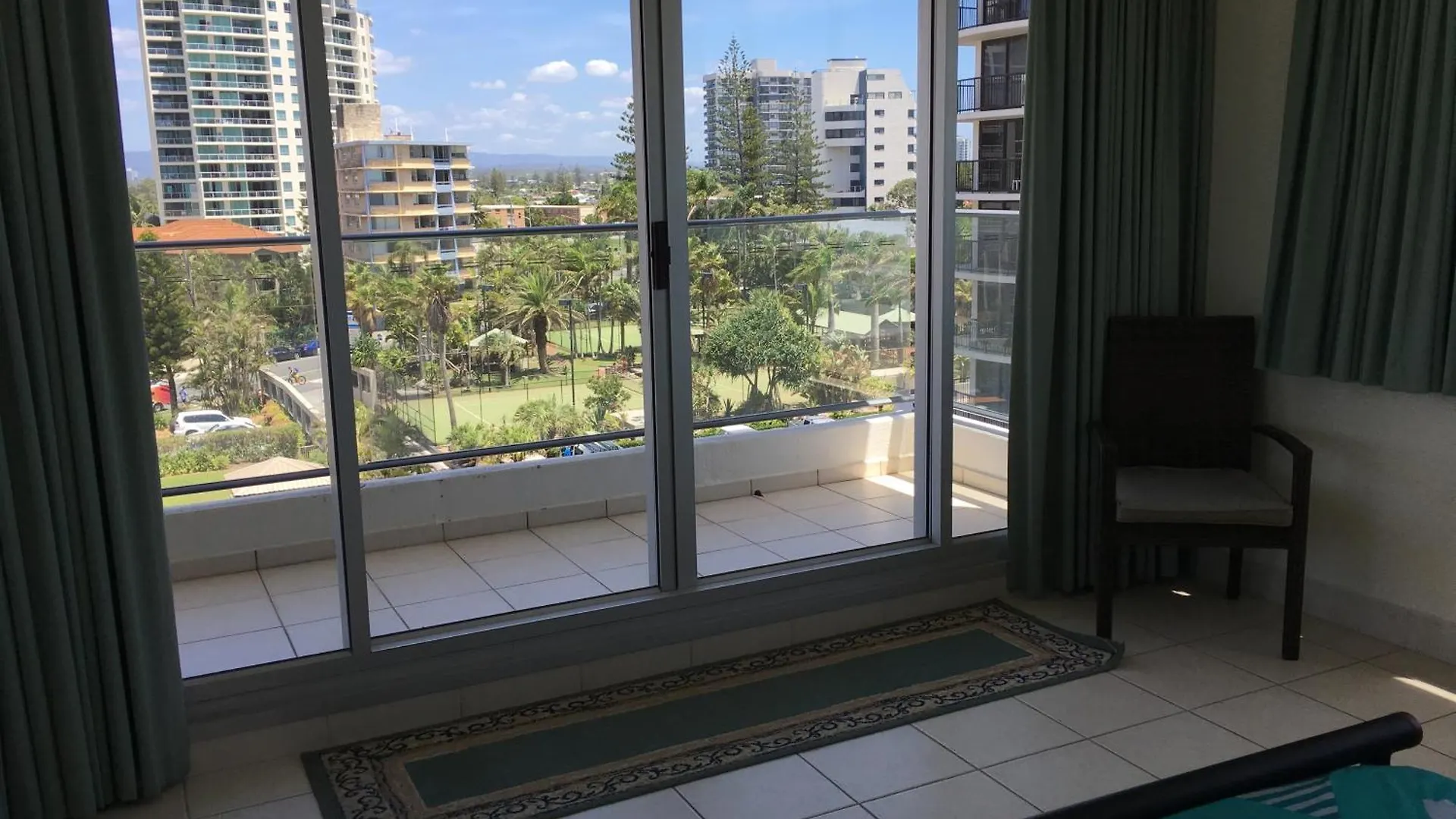 The Penthouses Apartments Gold Coast 4*,